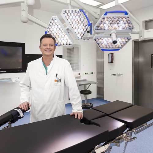 Operationssaal-und-Arzt-Klinik-Hamburg